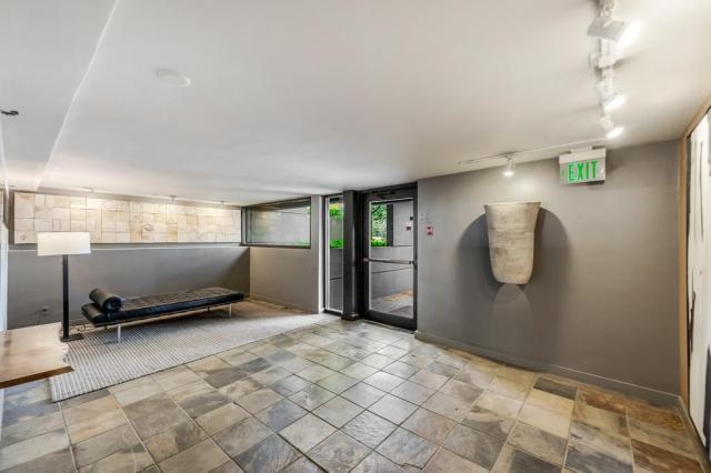 Foto del edificio - 2 bedroom in Seattle WA 98102
