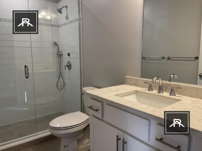 Foto del edificio - 4 bedroom in Brighton MA 02135