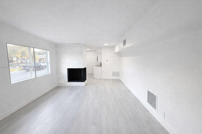 Foto del edificio - 501 NW 13th St