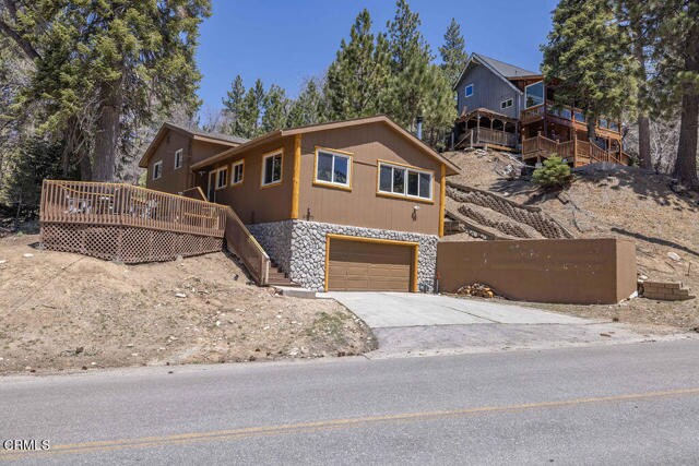 Foto del edificio - 43170 Moonridge Rd