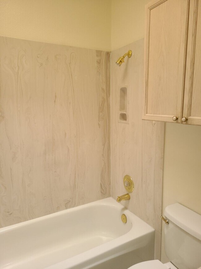 Foto del edificio - Beautiful 3BR/2BA home in Great NE Heights...