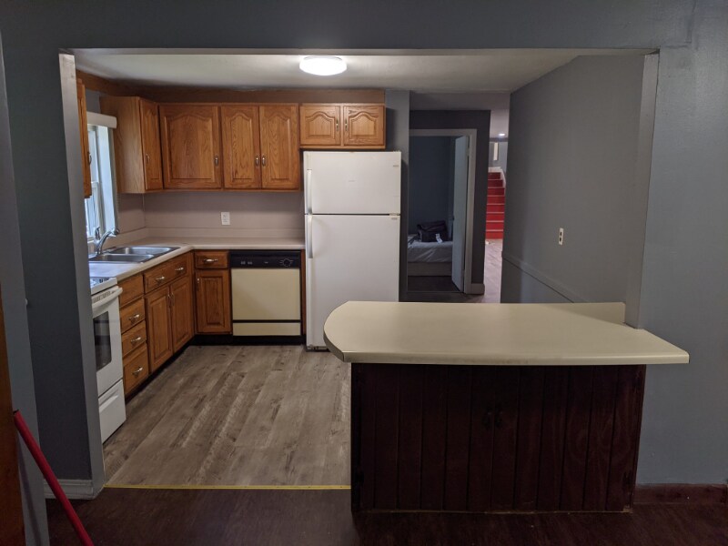 Building Photo - 55 Fredette St