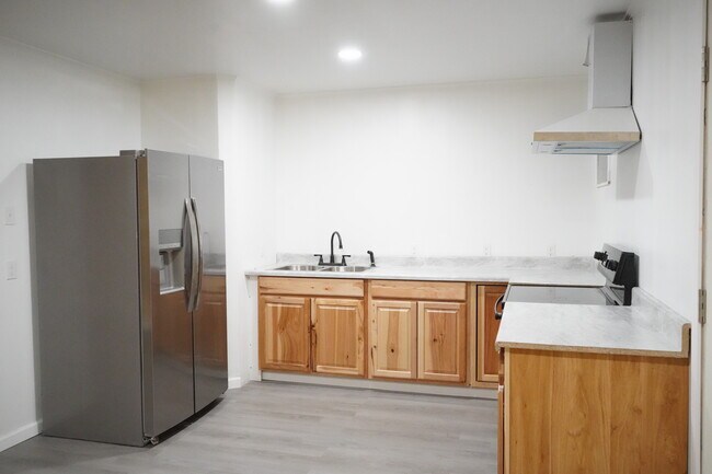 Foto del edificio - 203 N Bishop St