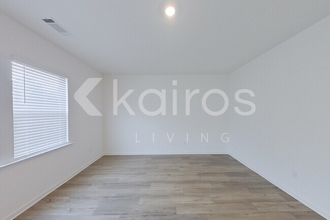 Foto del edificio - 212 Birch Ave