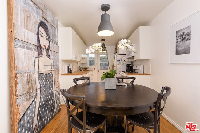 Foto del edificio - 11421 Burnham St