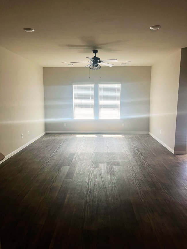 Building Photo - 531 Golden Grove Pky