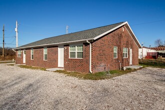 Building Photo - 1638 E North St