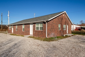 Building Photo - 1638 E North St
