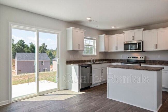 Foto del edificio - 112 Saddlehorse Ln