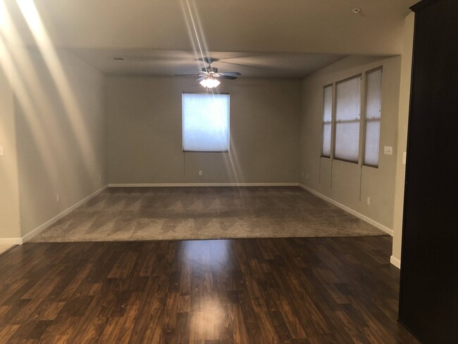 Building Photo - 3245 Bridgewater Ct
