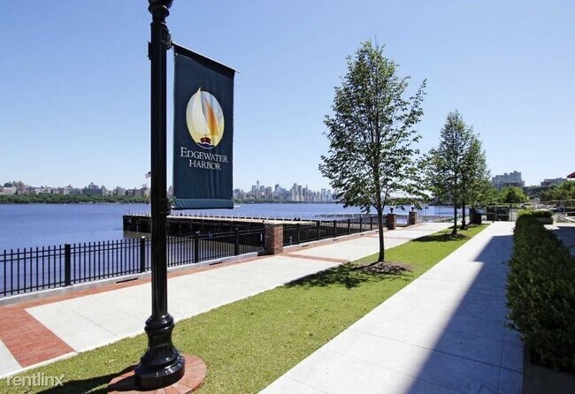 Foto del edificio - 2 br, 2 bath Apartment - 7 Main St 02 Unit 02