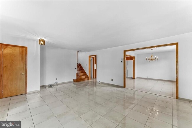 Foto del edificio - 400 Kennerly Rd