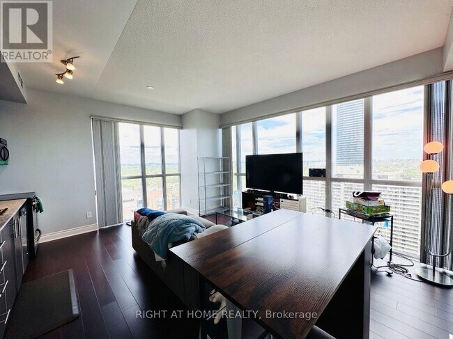 Building Photo - 28 Ted Rogers Way