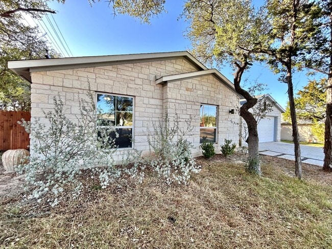 Foto del edificio - 4300 Lindberg Ln