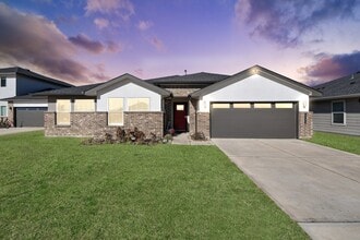 Building Photo - 1734 Windway Ct