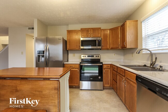 Foto del edificio - 5842 Glen Haven Blvd