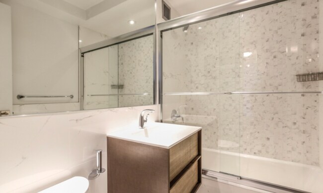 Building Photo - 332 W 58th St