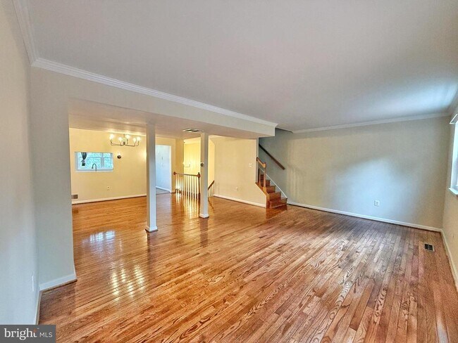 Foto del edificio - 15008 Cherrydale Dr