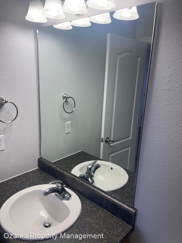 Primary Photo - 3 br, 2 bath House - 240 TONI LANE UNIT A
