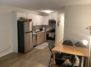 Building Photo - 1959 Purcell Way