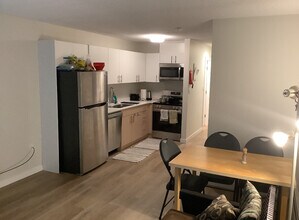 Building Photo - 1959 Purcell Way