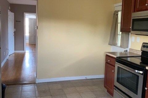 Primary Photo - 774 Bedford St