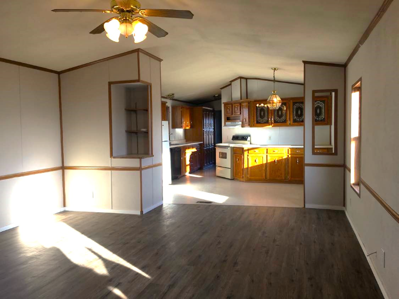 Foto principal - 22445 Frontage Rd