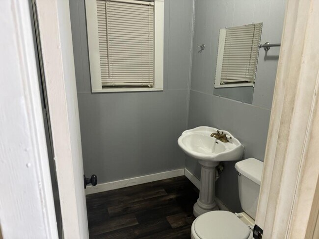 Foto del edificio - 584 Highway 346