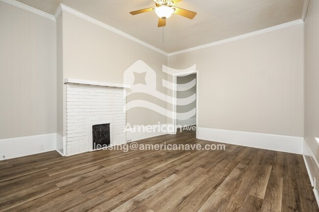 Building Photo - 1612 14th Ave