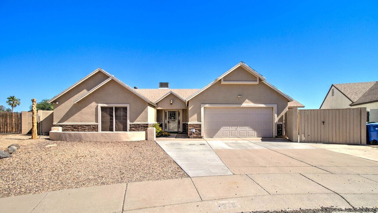 Foto principal - 4509 E Pearce Rd