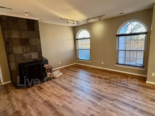 Foto del edificio - 2211 W Sail Ln