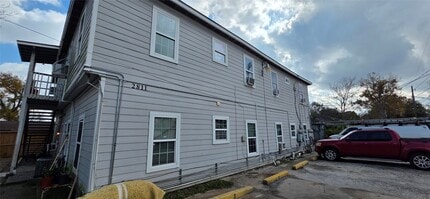 Building Photo - 2811 Iola St