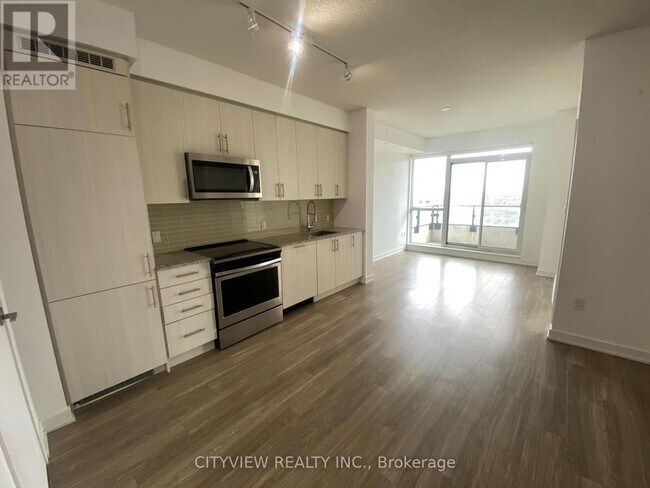 Building Photo - 4085 Parkside Village Dr