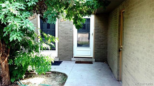 Building Photo - 8618 W 62nd Pl