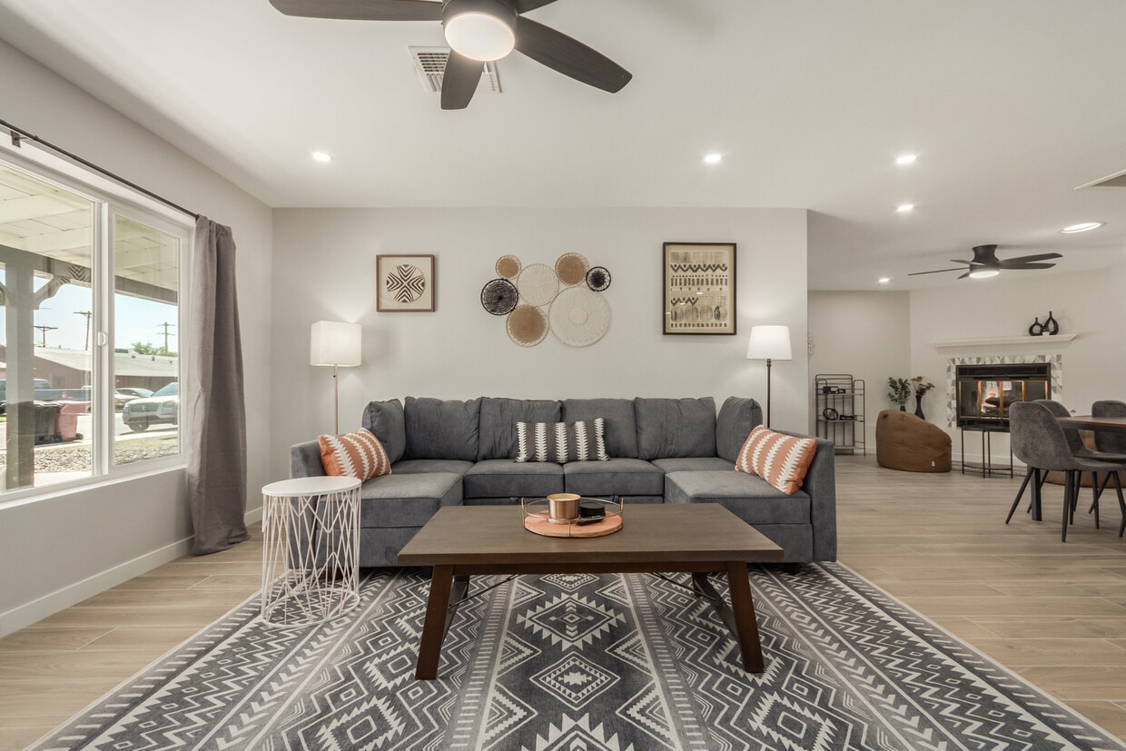 Foto principal - 2228 N 74th Way