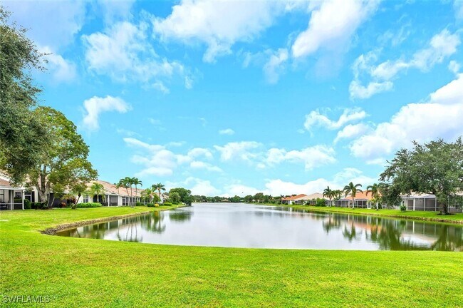 Foto del edificio - 7090 Lone Oak Blvd