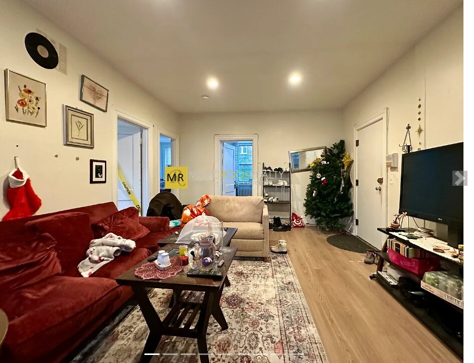 Foto del edificio - 18 Glenville Ave