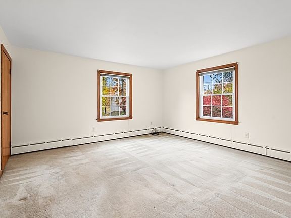 Foto del edificio - 42 Middlesex Ave