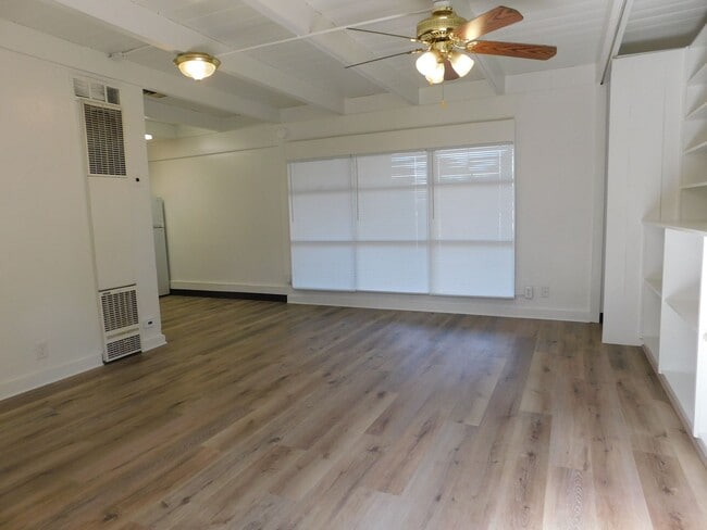 Building Photo - 2150 College Pl