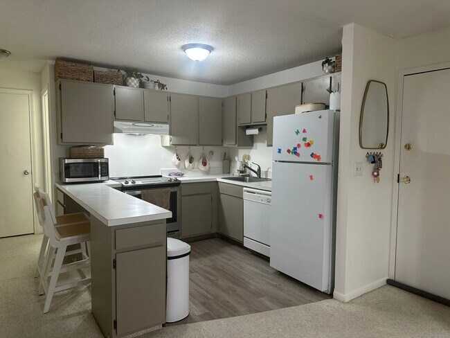Foto del edificio - 1317 Harbor View Dr