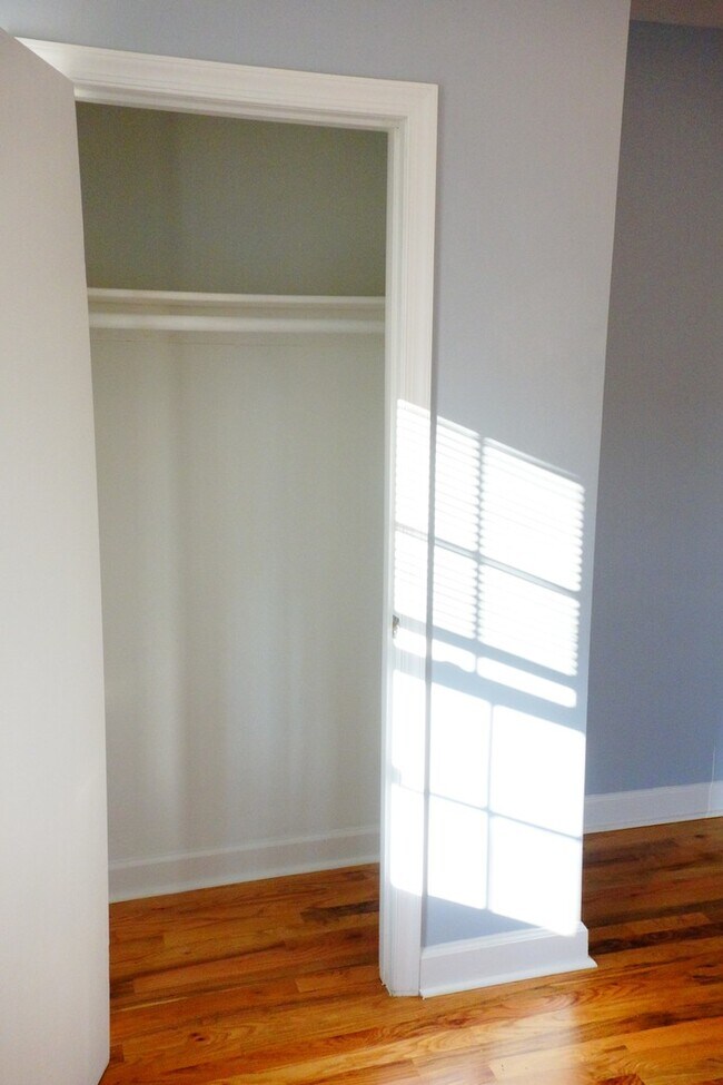 Foto del edificio - 311 Domer Ave