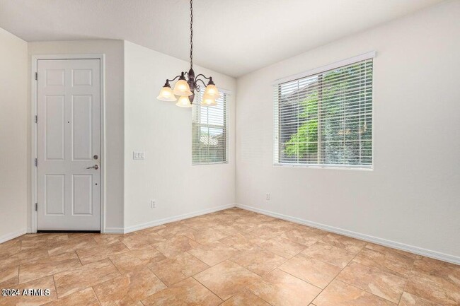 Foto del edificio - 2134 W Tallgrass Trail