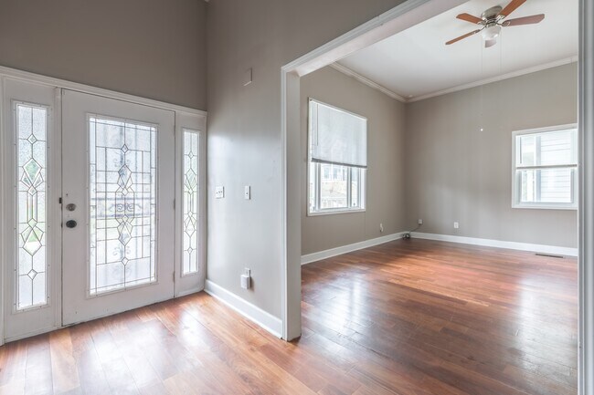 Foto del edificio - 732 Windsor St SW