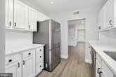 Foto principal - 1513 N Kenwood Ave