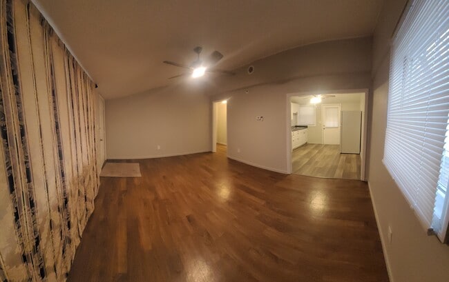 Foto del edificio - 4217 Brown St