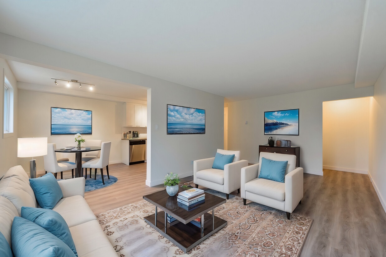 Primary Photo - Sandstone Pointe