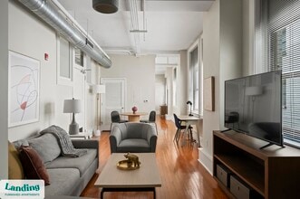 Building Photo - 211 Union St