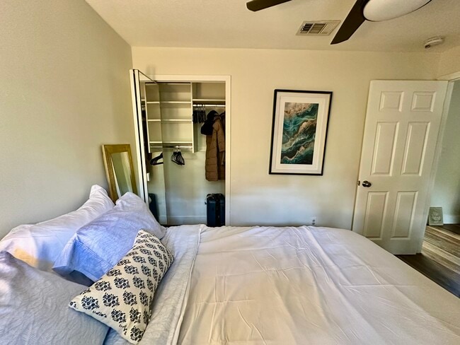 Foto del edificio - 1712 NE 5th Ct