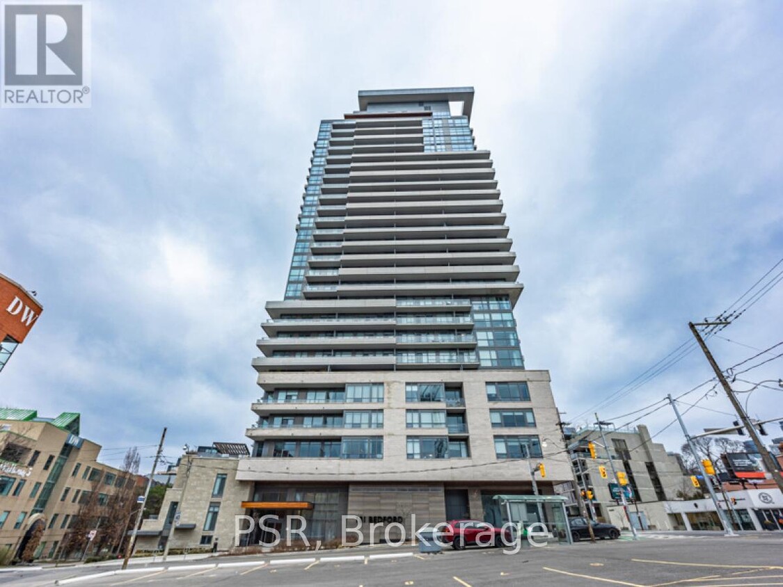 Photo principale - 181-1181 Bedford Rd