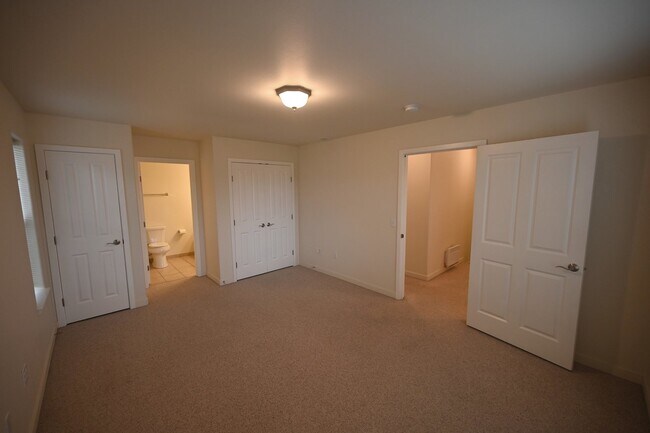 Building Photo - 2 bed 2 bath in Sequim